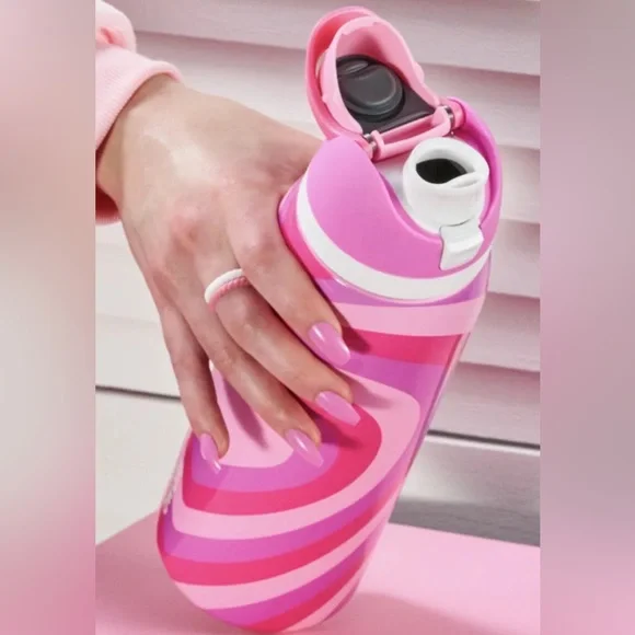 Owala I <3 U Valentines Day 40oz Pink Freesip Water Bottle - Picture 4 of 9